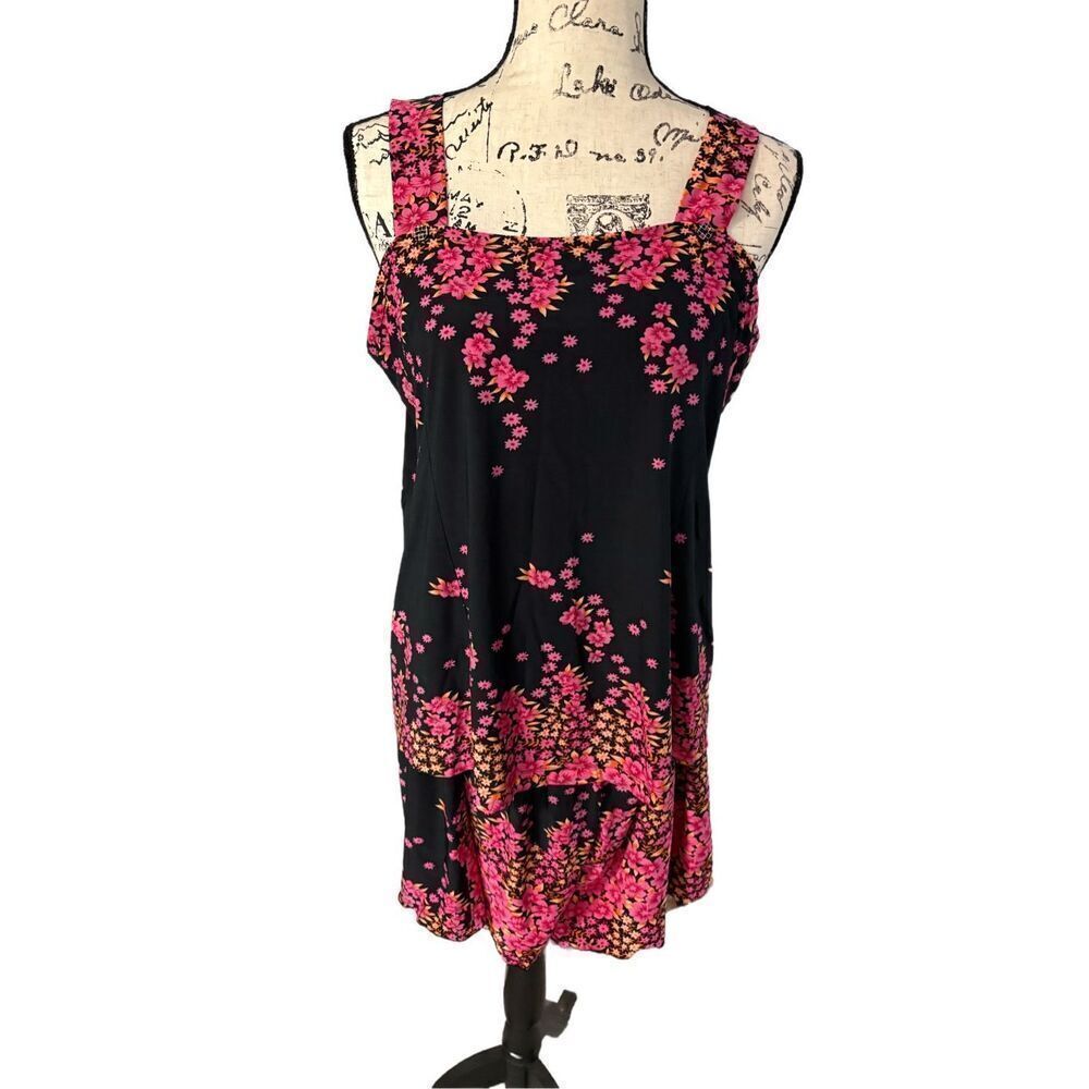 Two piece pinkand black lounge set/pjs